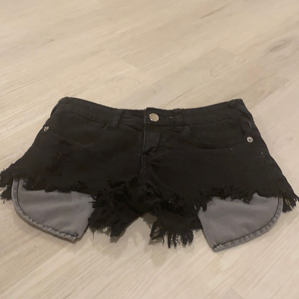 Butter super soft black denim shorts size 25